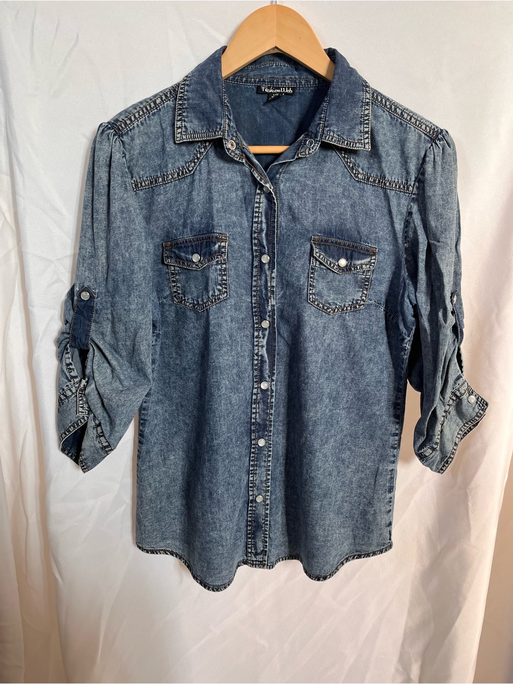 Fashion Web Denim Shirt Jacket in Medium Blue